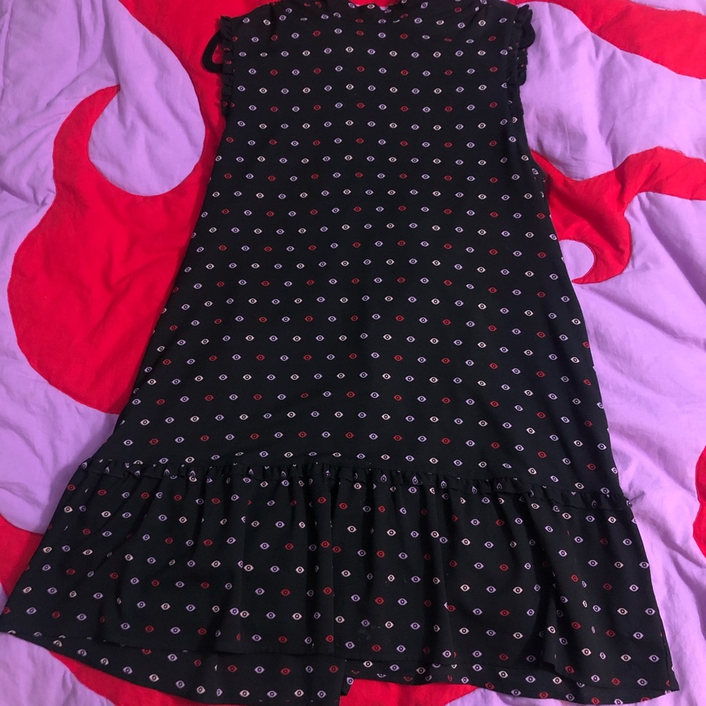 Adorable Urban Outfitters shift dress with eye print